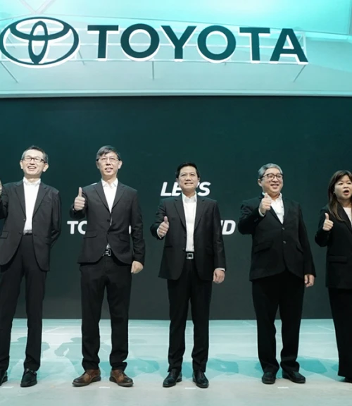 Pamerkan bZ4X, Toyota Hadirkan Komplit Teknologi Kendaraan Elektrifikasi dan Layanan Baru T-CARE di GIIAS 2022
